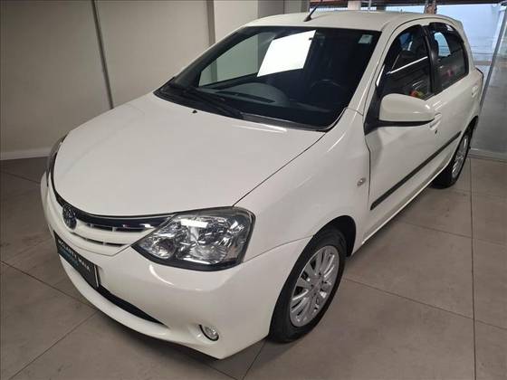 TOYOTA ETIOS 1.3 X 16V FLEX 4P MANUAL TOYOTA ETIOS 1.3 X 16V FLEX 4P MANUAL